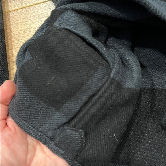 Mountain Hardwear Plusher LongSleeve Flannel in Black Tatanka Check Print Medium - Picture 7 of 13